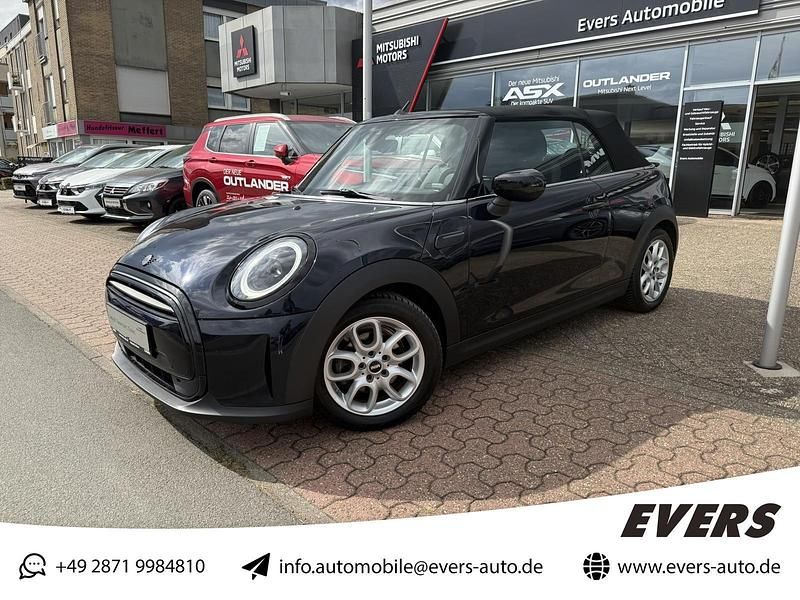 Blau Gebraucht 2023 Mini Cooper Classic Kleinwagen | 23.950 € (Fairer Preis) - Bild 1/4