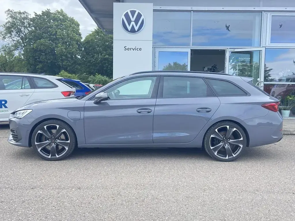 Gebraucht Cupra Leon VZ 245 PS (180 kW) 2024 Grau Kombi