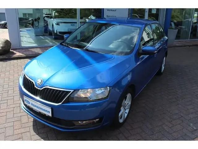 Gebraucht Skoda Rapid Cool Edition 110 PS (80 kW) 2018 Blau Limousine