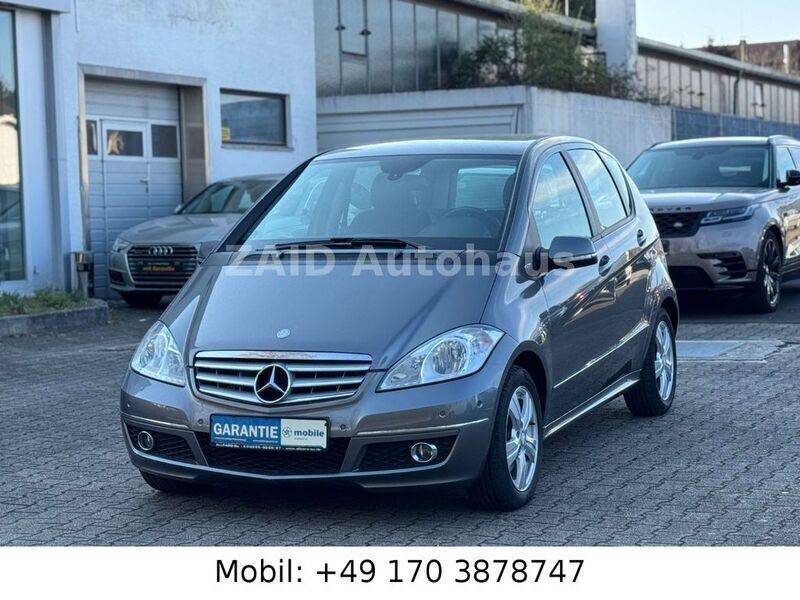 Grau Gebraucht 2011 Mercedes A200 Limousine | 6.999 € (Fairer Preis) - Bild 1/2