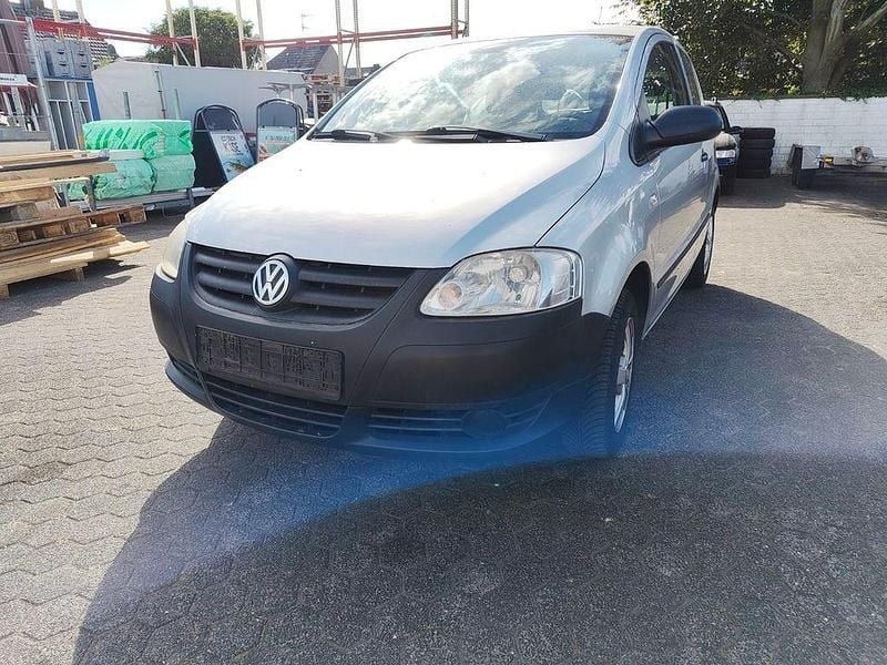 Grau Gebraucht 2008 VW Fox Kleinwagen | 800 € (Guter Preis) - Bild 1/4