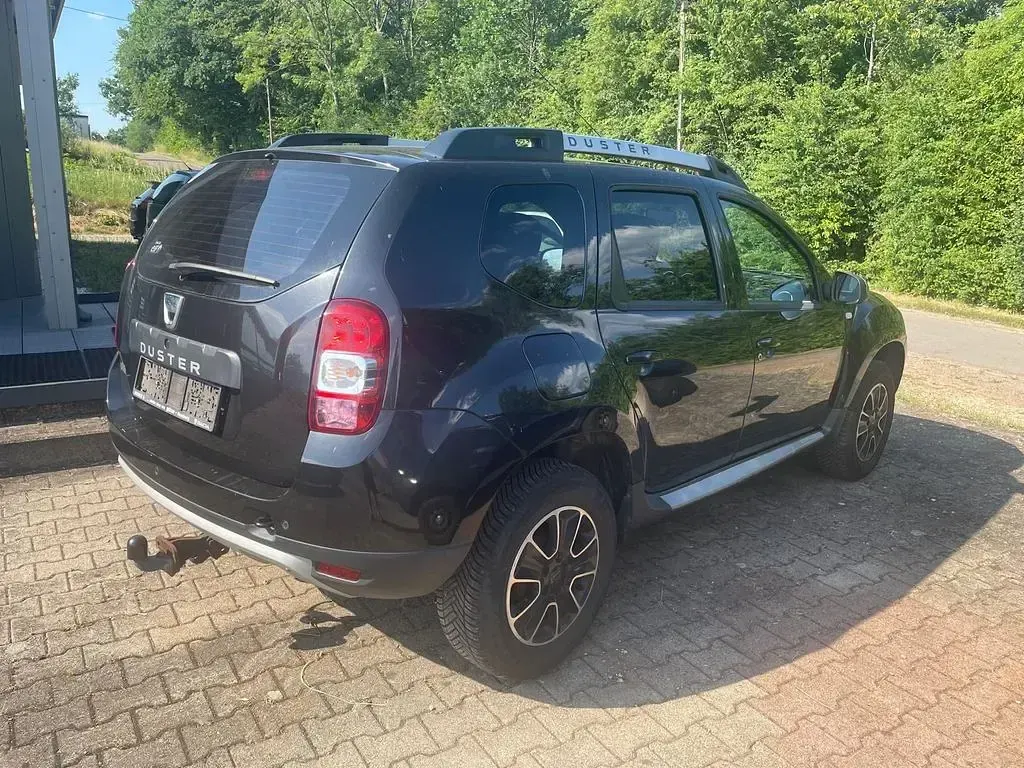 Gebraucht Dacia Duster Prestige 114 PS (83 kW) 2017 Schwarz SUV