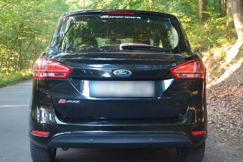 Gebraucht Ford B-MAX Individual 95 PS (69 kW) 2015 Schwarz Van / Kleinbus