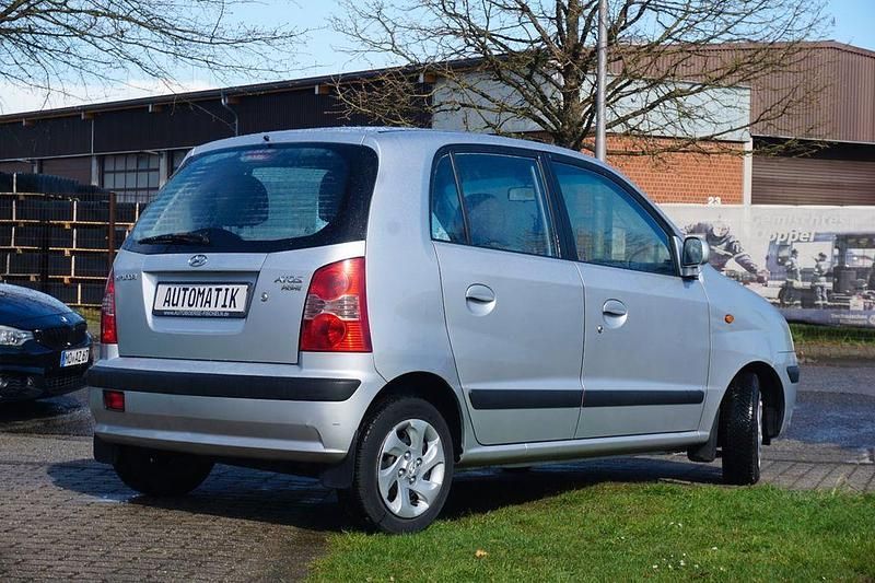 Gebraucht Hyundai Atos 58 PS (42 kW) 2004 Silber Kleinwagen