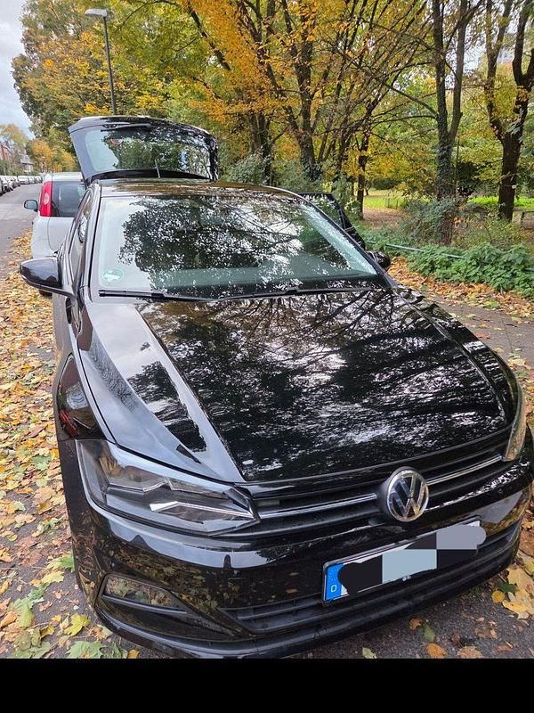 Schwarz Gebraucht 2018 VW Polo Comfortline Kleinwagen | 9.900 € (Superpreis) - Bild 1/4