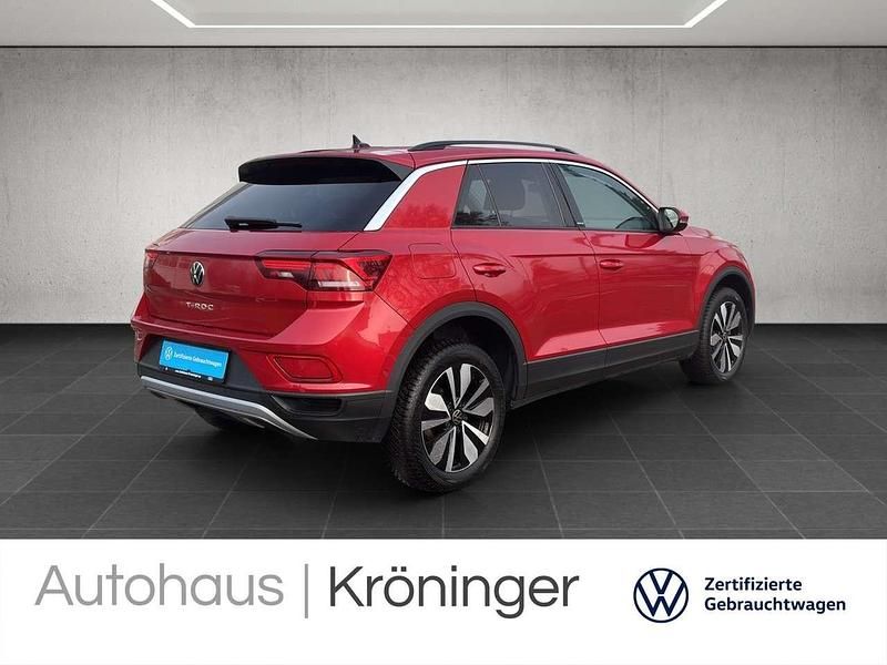 Gebraucht VW T-Roc Move 150 PS (110 kW) 2024 Rot SUV