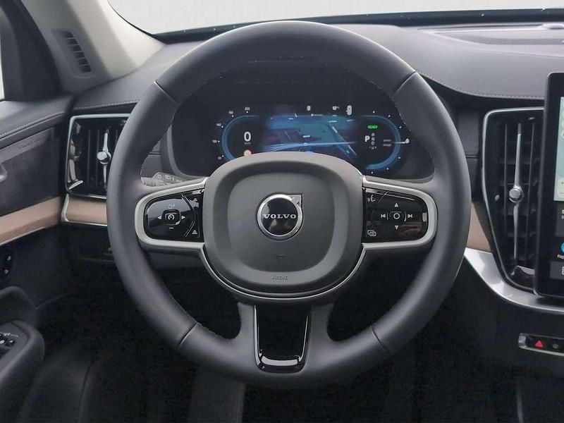 Gebraucht Volvo XC90 Plus 455 PS (334 kW) 2025 Silver dawn SUV