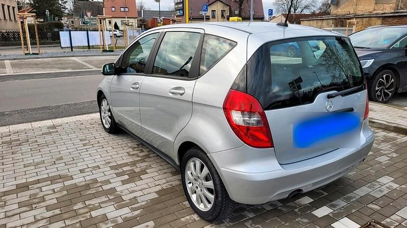 Gebraucht Mercedes A160 2009 Silber Kleinwagen