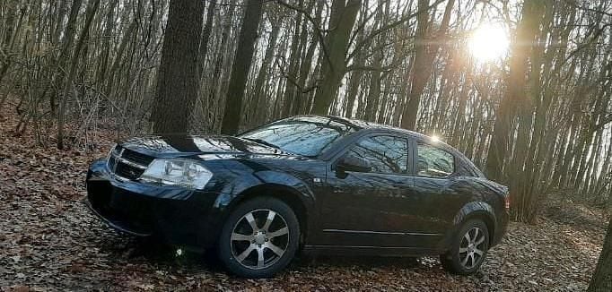 Second-hand Dodge Avenger 156 CP (114 kW) 2008 Negru Berlinǎ