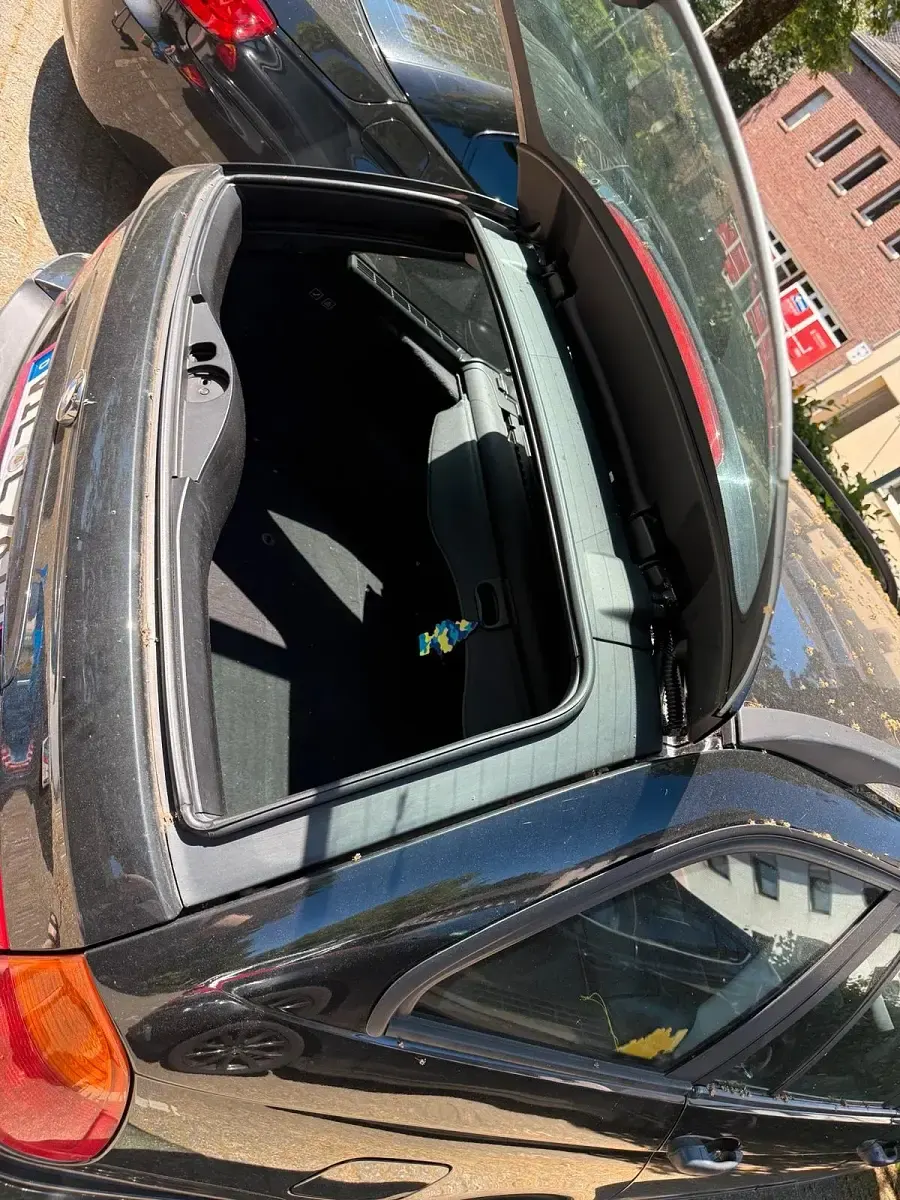 Gebraucht BMW 316 125 PS (91 kW) 2004 Schwarz Kombi