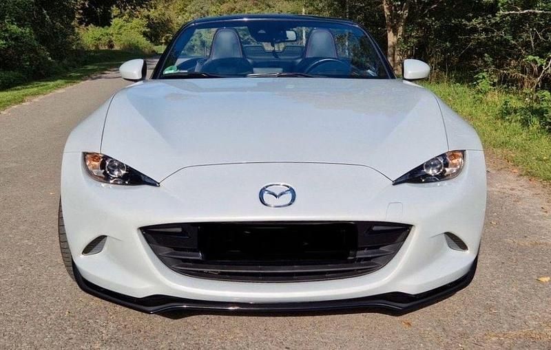 Weiß Gebraucht 2019 Mazda MX5 Cabrio | 27.500 € (Etwas zu teuer) - Bild 1/4