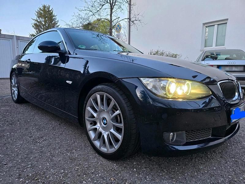 Gebraucht BMW 335 Cabriolet 306 PS (225 kW) 2007 Blau Cabrio