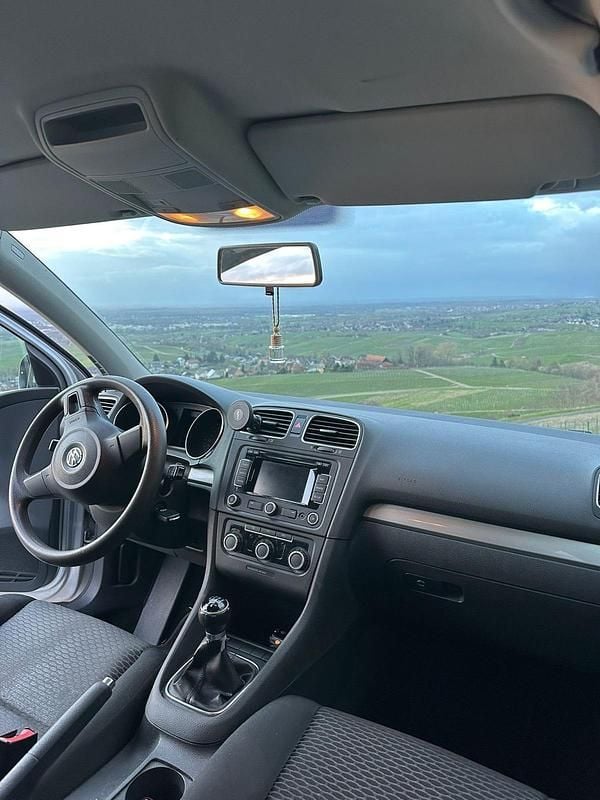 Usata VW Golf VI 110 CV (80 kW) 2009 Argento Utilitaria