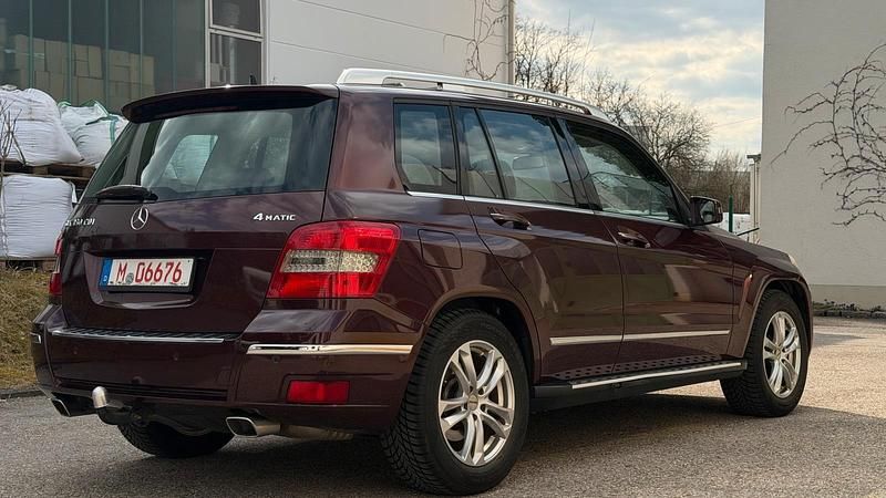 Gebraucht Mercedes GLK350 231 PS (169 kW) 2010 Rot SUV