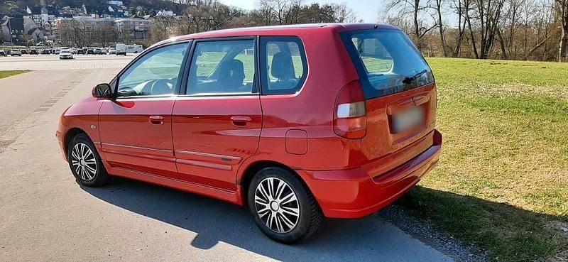 Gebraucht Mitsubishi Space Star 82 PS (60 kW) 2001 Rot Van / Kleinbus