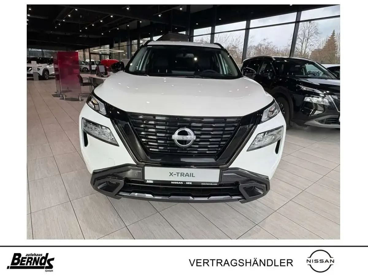 Neu Nissan X-Trail 158 PS (116 kW) 2026 Pearl white perleffekt (metallic) SUV