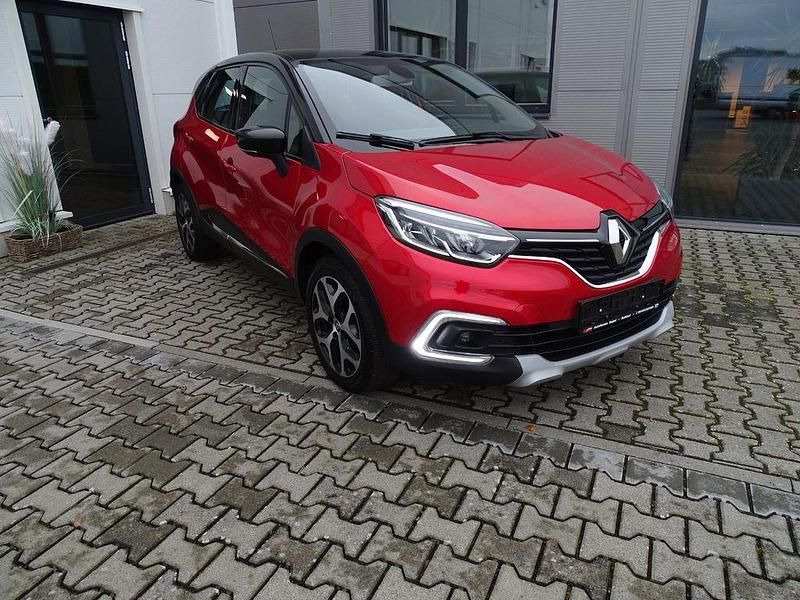 Gebraucht Renault Captur Intens 150 PS (110 kW) 2019 Rot SUV