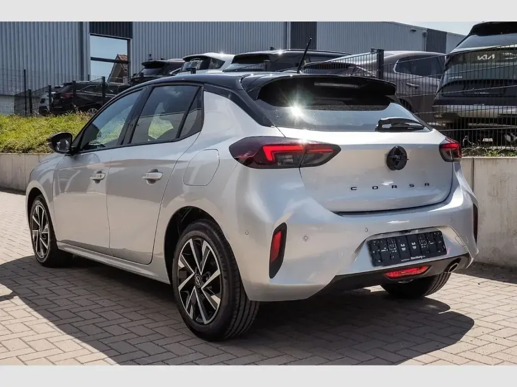Gebraucht Opel Corsa 101 PS (74 kW) 2024 Grau Kleinwagen