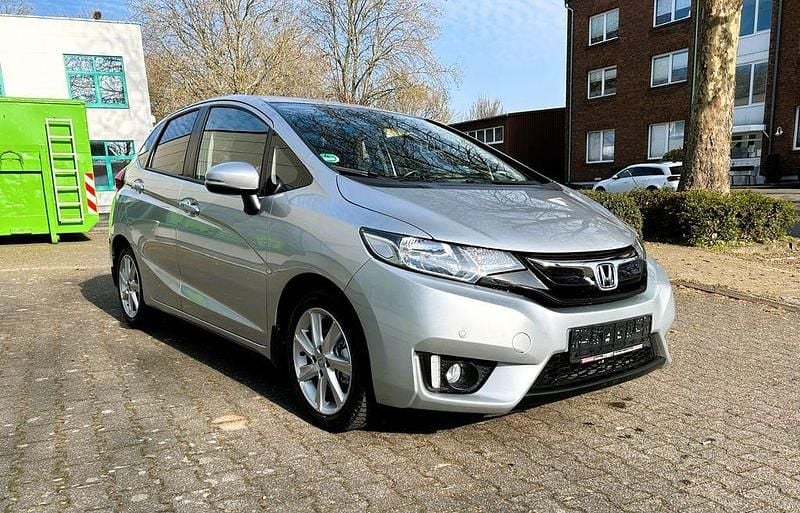 Gebraucht Honda Jazz Elegance 102 PS (75 kW) 2016 Silber Kleinwagen