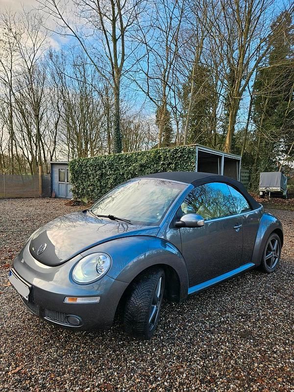 Gebraucht VW New Beetle 105 PS (77 kW) 2008 Grau Kleinwagen