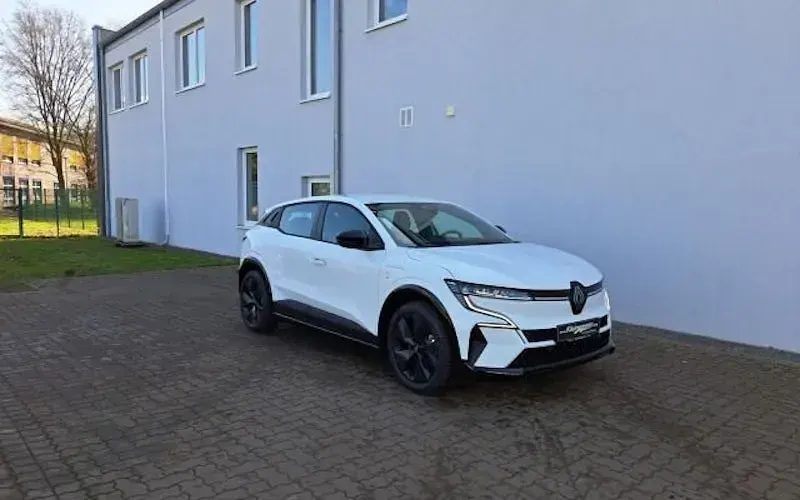 Brugt Renault Megane E-Tech Evolution 96 kW (131 HK) 2025 Hvid Sedan