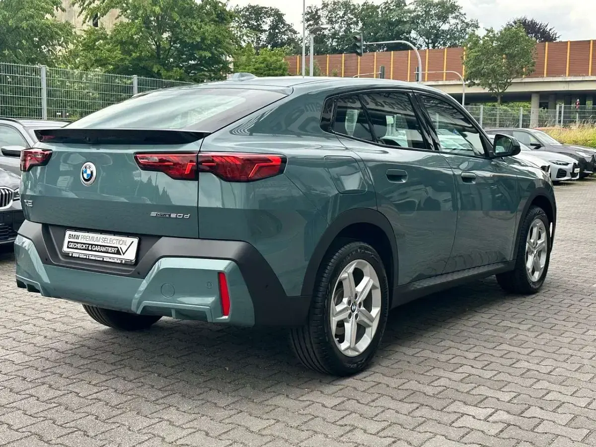 Gebraucht BMW X2 163 PS (119 kW) 2025 Cape york grün SUV