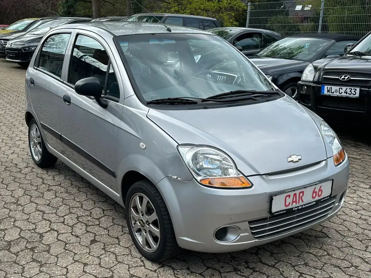 Gebraucht Chevrolet Matiz 52 PS (38 kW) 2009 Silber Kleinwagen