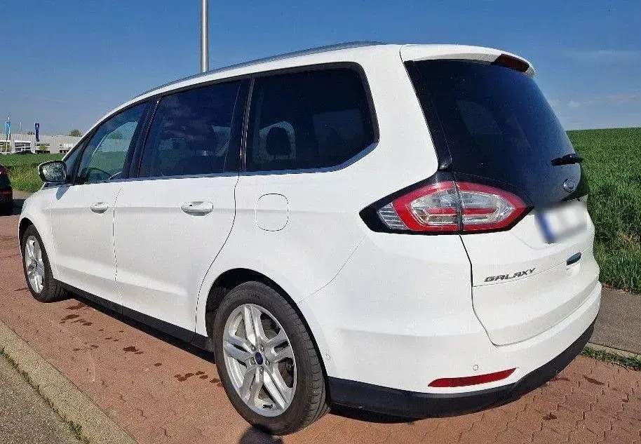 Gebraucht Ford Galaxy Titanium 209 PS (153 kW) 2017 Weiß Van / Kleinbus