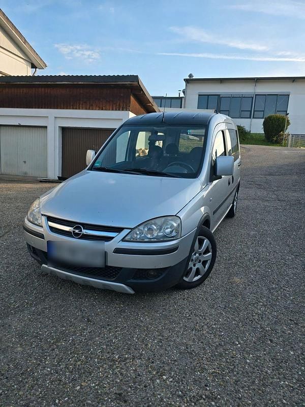 Usata Opel Combo 101 CV (74 kW) 2006 Grigio Monovolume