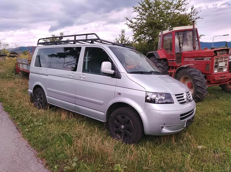 Silber Gebraucht 2006 VW T5 Highline Van | 9.499 € (Guter Preis) - Bild 1/4