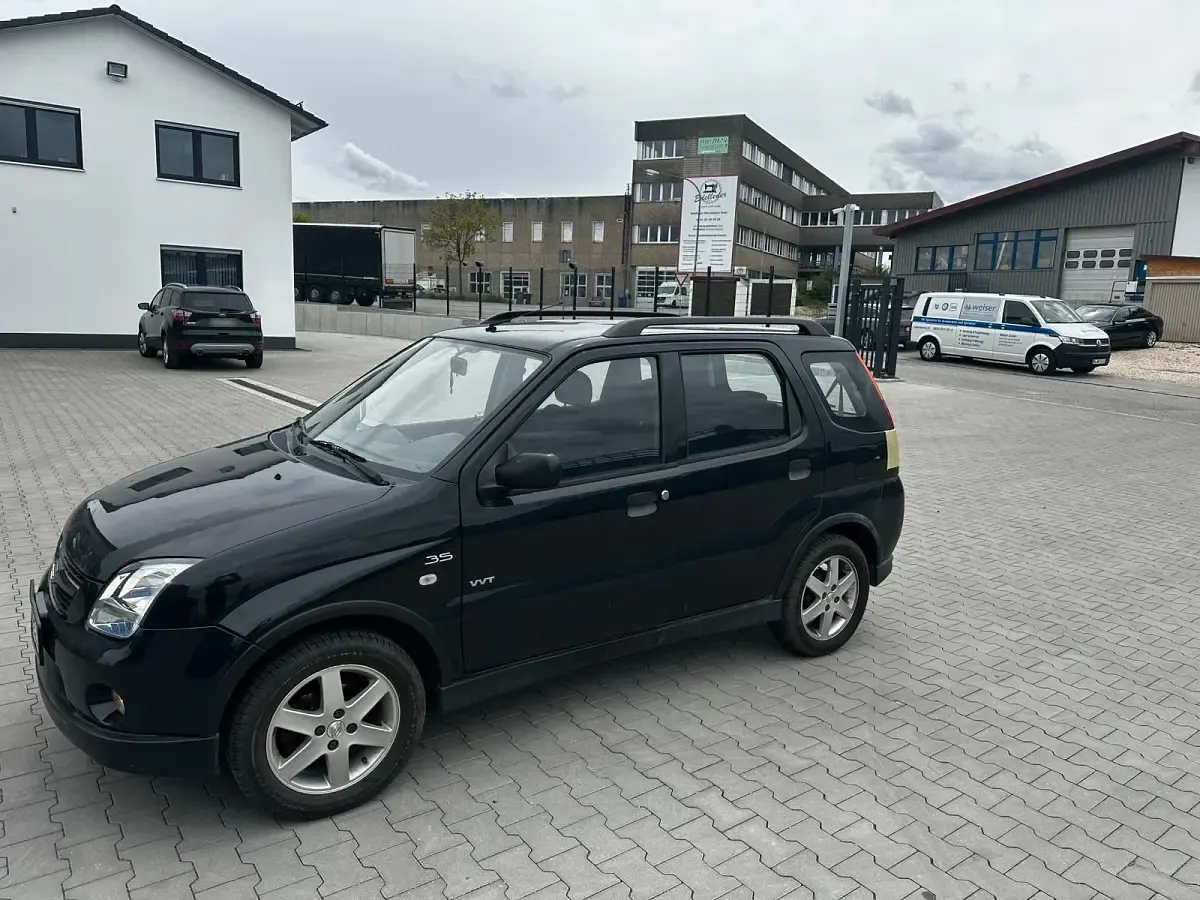 Gebraucht Suzuki Ignis 99 PS (72 kW) 2006 Schwarz Kleinwagen
