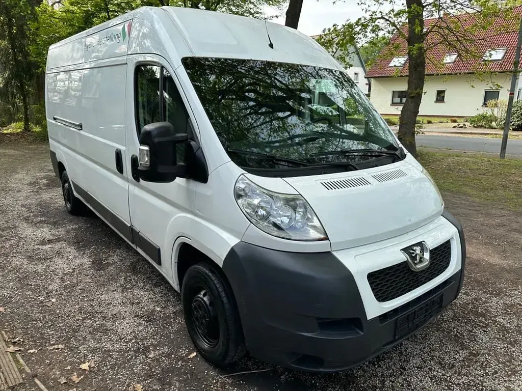 Gebraucht Peugeot Boxer 120 PS (88 kW) 2014 Weiß Van