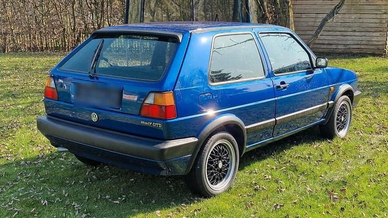 Gebraucht VW Golf II 69 PS (50 kW) 1990 Blau Kleinwagen