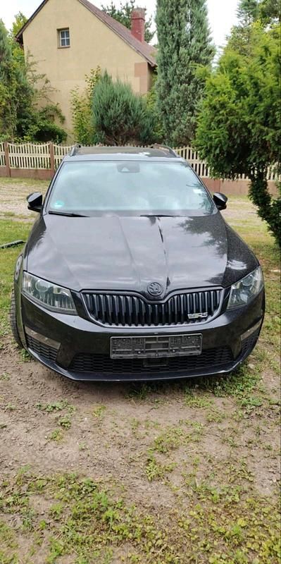Gebraucht Skoda Octavia RS 184 PS (135 kW) 2014 Schwarz Kleinwagen