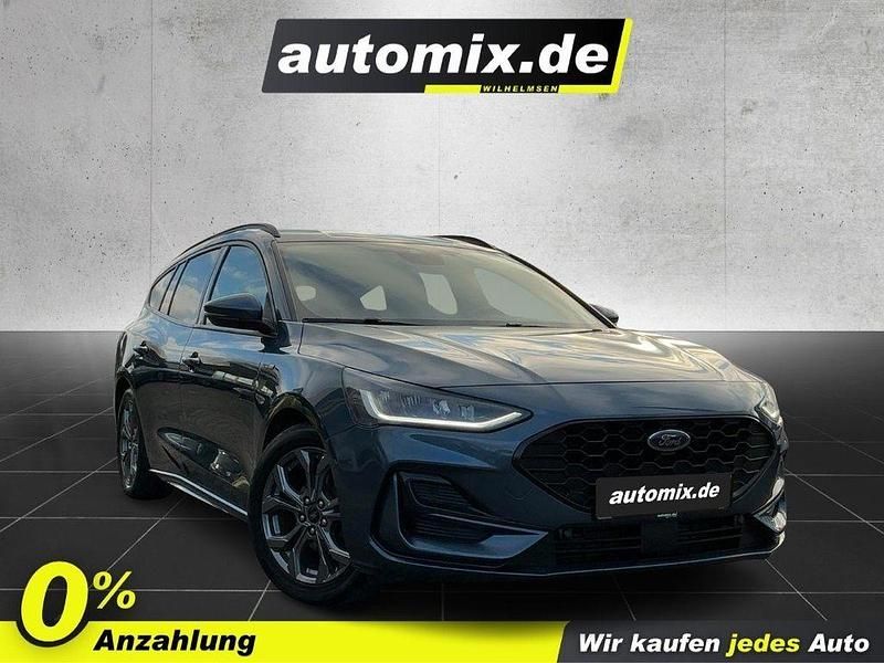 Chromablau Gebraucht 2022 Ford Focus ST-Line Limousine | 18.450 € (Etwas zu teuer) - Bild 1/4