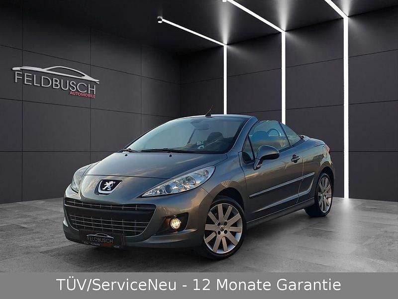 Grau Gebraucht 2011 Peugeot 207 CC Platinum Cabrio | 4.990 € (Fairer Preis) - Bild 1/4