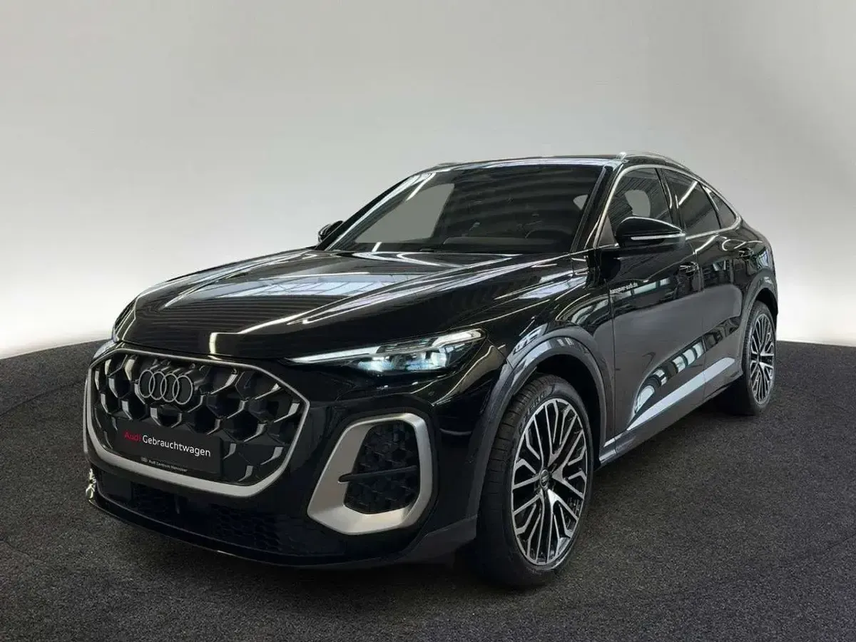 Gebraucht Audi SQ5 367 PS (269 kW) 2025 Mythosschwarz metallic SUV