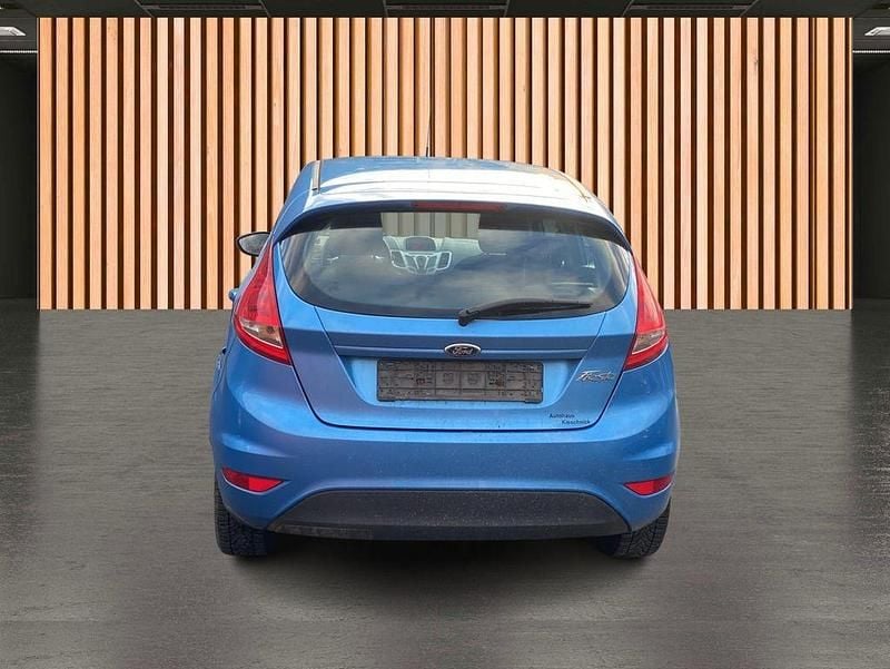 Gebraucht Ford Fiesta Champions Edition 82 PS (60 kW) 2012 Blau Kleinwagen