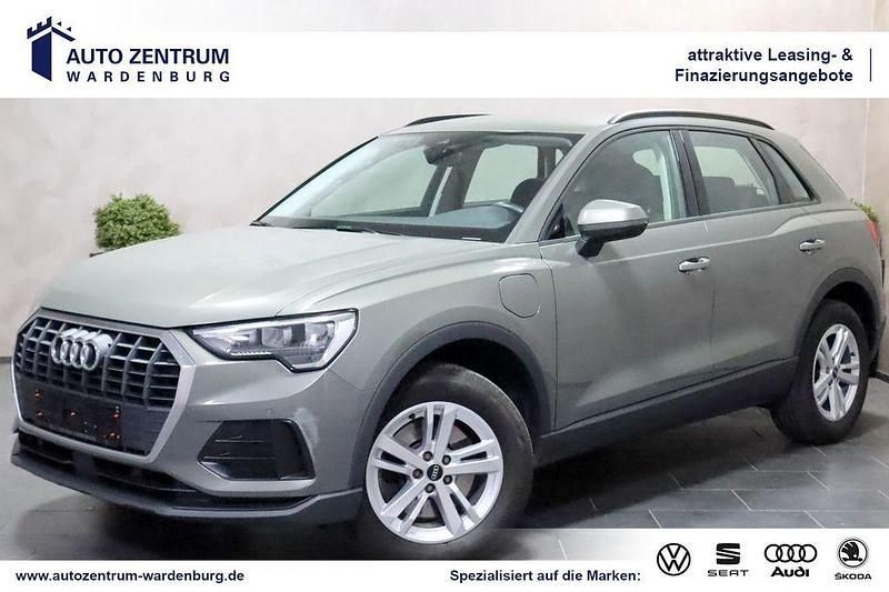 Chronosgrau metallic Gebraucht 2022 Audi Q3 Comfort SUV | 25.760 € (Fairer Preis) - Bild 1/4