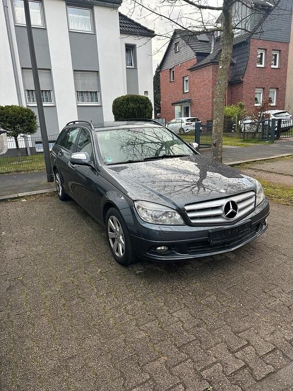 Gebraucht Mercedes C220 170 PS (125 kW) 2008 Grau Kombi