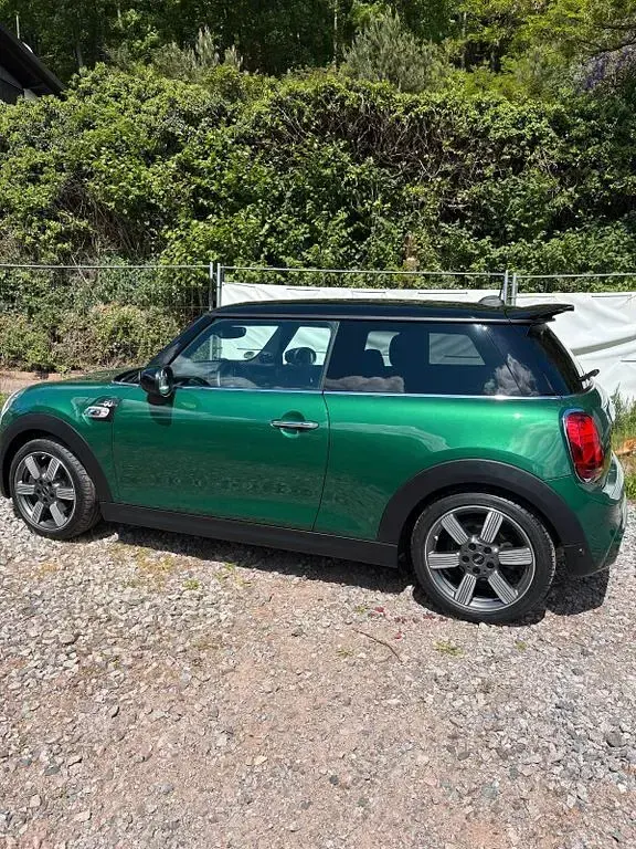Second-hand Mini Cooper S 192 CP (141 kW) 2019 Verde Hatchback