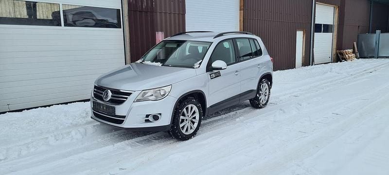 Silber Gebraucht 2009 VW Tiguan Trendline SUV | 4.200 € (Superpreis) - Bild 1/4