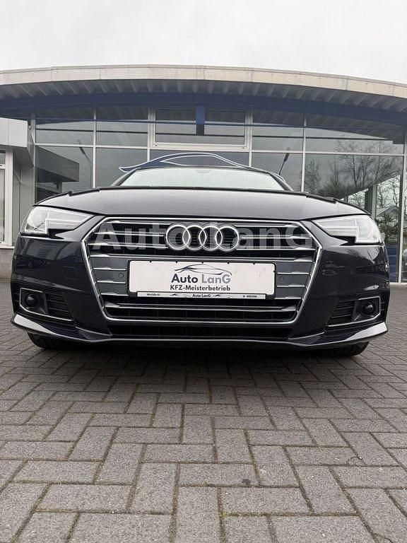 Gebraucht Audi A4 Sport 150 PS (110 kW) 2017 Blau Limousine