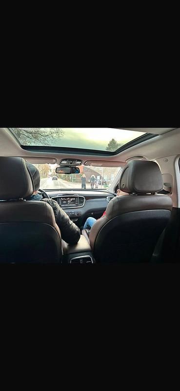 Braun Gebraucht 2015 Kia Sorento SUV | 14.499 € (Etwas zu teuer) - Bild 1/4