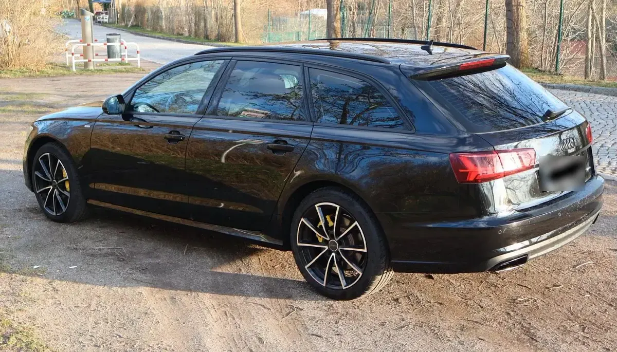Używany Audi A6 272 KM (200 kW) 2015 Czarny Kombi