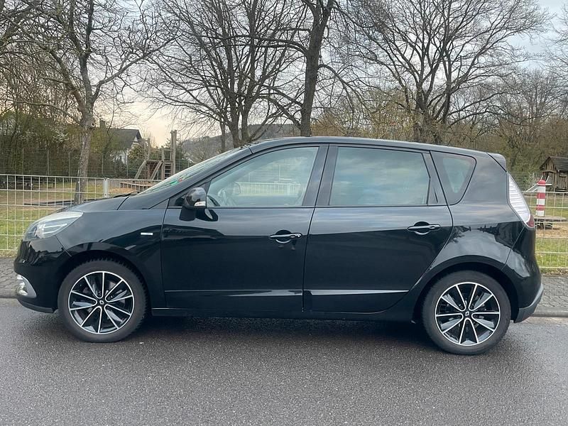 Gebraucht Renault Scénic III Bose Edition 130 PS (95 kW) 2012 Schwarz Van / Kleinbus