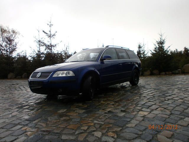 Usata VW Passat Comfortline 131 CV (96 kW) 2003 Blu Station wagon