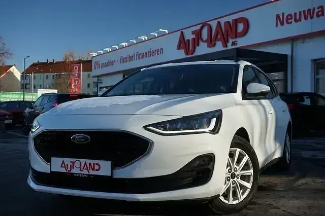 Używany Ford Focus 120 KM (88 kW) 2022 Biały Kombi