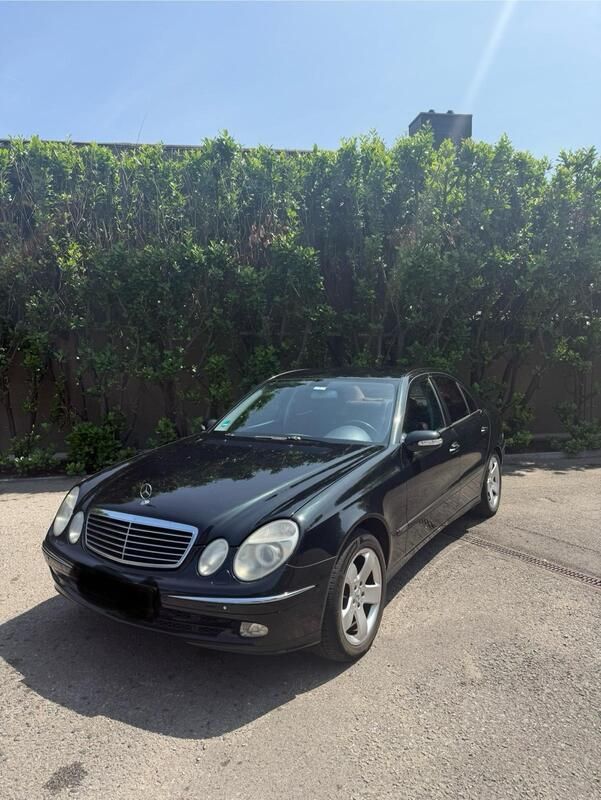 Gebraucht 2005 Mercedes E240 Limousine | 2.990 € (Guter Preis) - Bild 1/4
