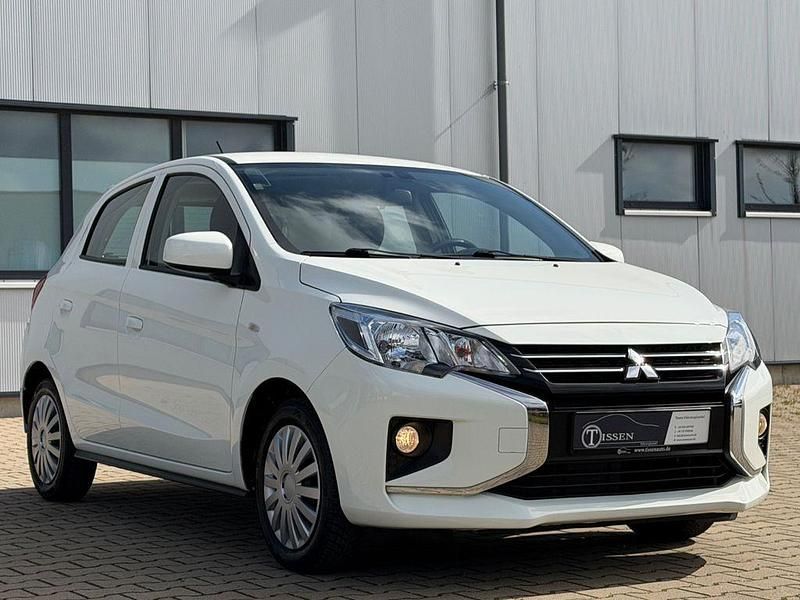 Gebraucht Mitsubishi Space Star Select 71 PS (52 kW) 2022 Weiß Kleinwagen